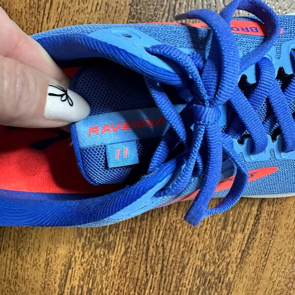 Brooks Adrenaline GTS 17 Purple Pink Running Shoes Women Size: 10.5 1202311B489 - Picture 8 of 11